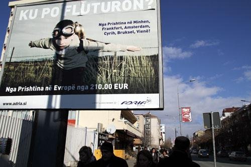 Monopoli komunal në reklama