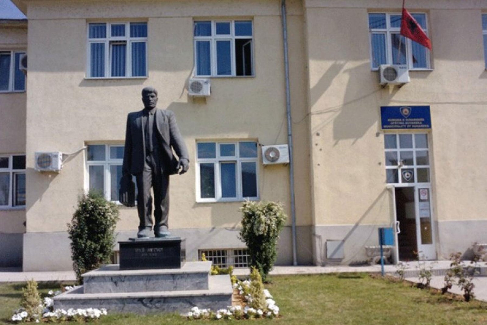 Tenderi 30 mijë euro ''i kurdisur'' i Komunës së Suharekës