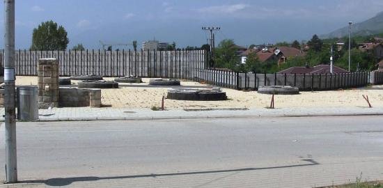 Vonesa e projektit me kontratë të dyshimtë