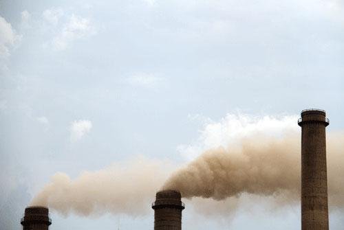 Pare pa dhimtë për këshilltarët e huaj